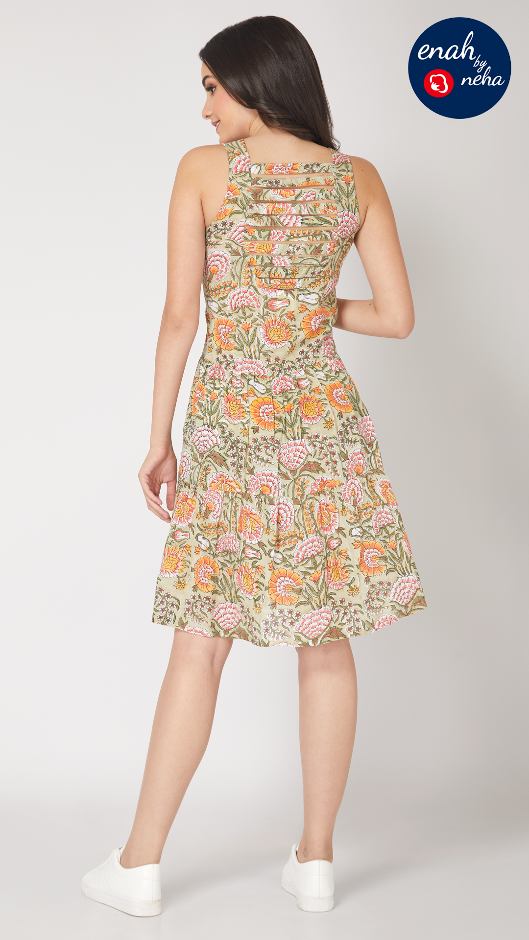 Short dress